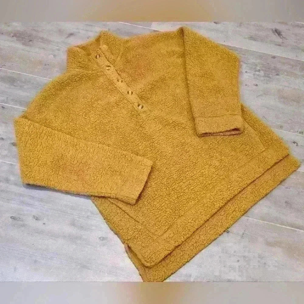 Aerie Sherpa Fleece Teddy 3/4 Button-Up Sweater.